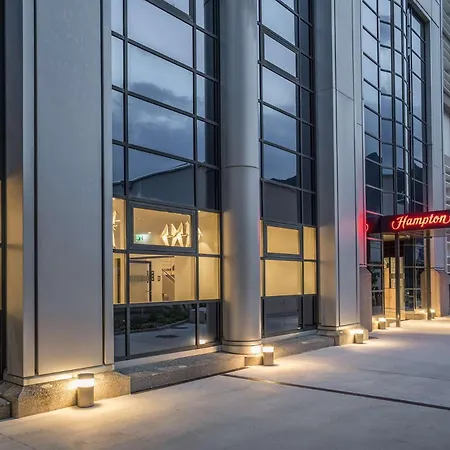 Hampton By Hilton Locarno 酒店 卢松
