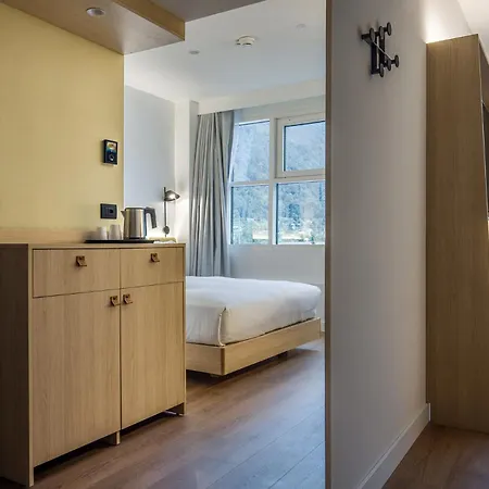Hampton By Hilton Locarno 酒店 4*