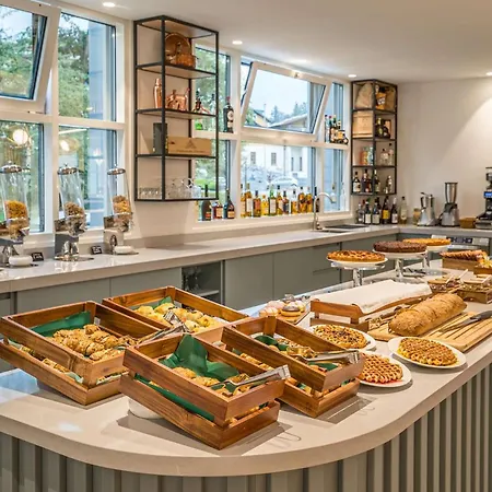 Hampton By Hilton Locarno Szálloda Losone